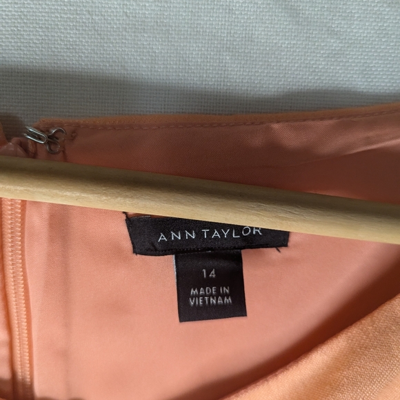 Ann Taylor Apricot Orange Linen Blend Boat Neck Sheath Dress Size 14 - Picture 6 of 10